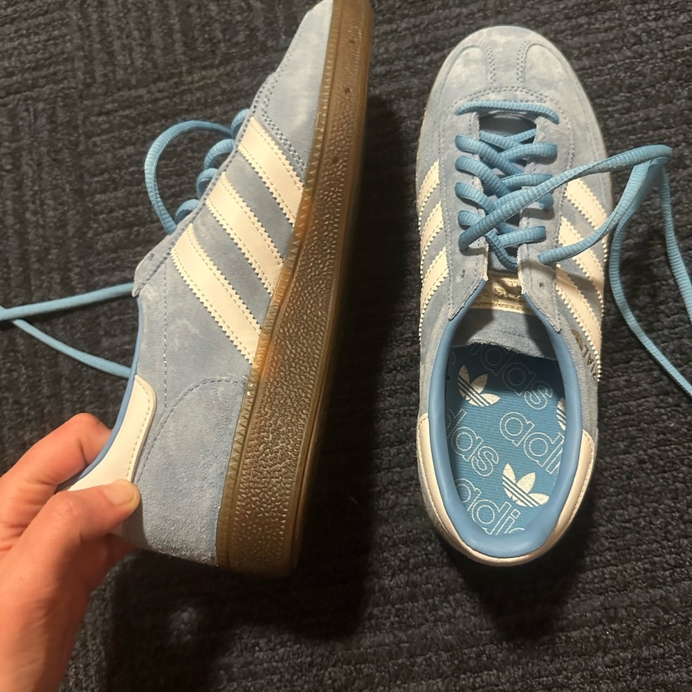 Adidas light blue suede spezials - Picture 3 of 4